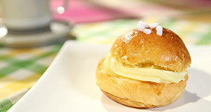 「三島甘藷のクリームパン」