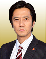 津田寛治さん（村瀬健吾役）