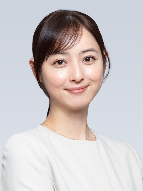 天久真鶴………佐々木希