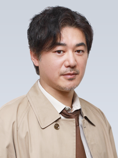 桜井公康………平山浩行