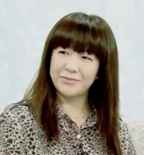 ����~����