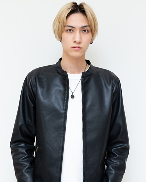 亀井 悠真………古川 毅