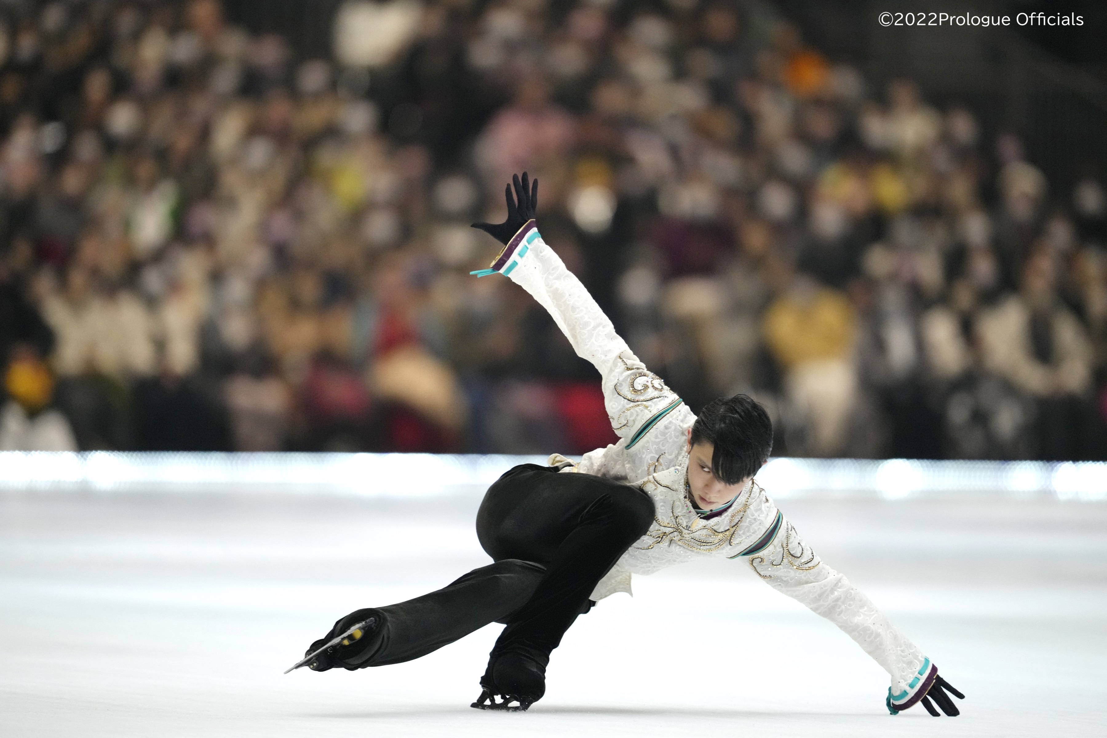 realive羽生結弦シーズンフォトムービー　～プロスケーター編～