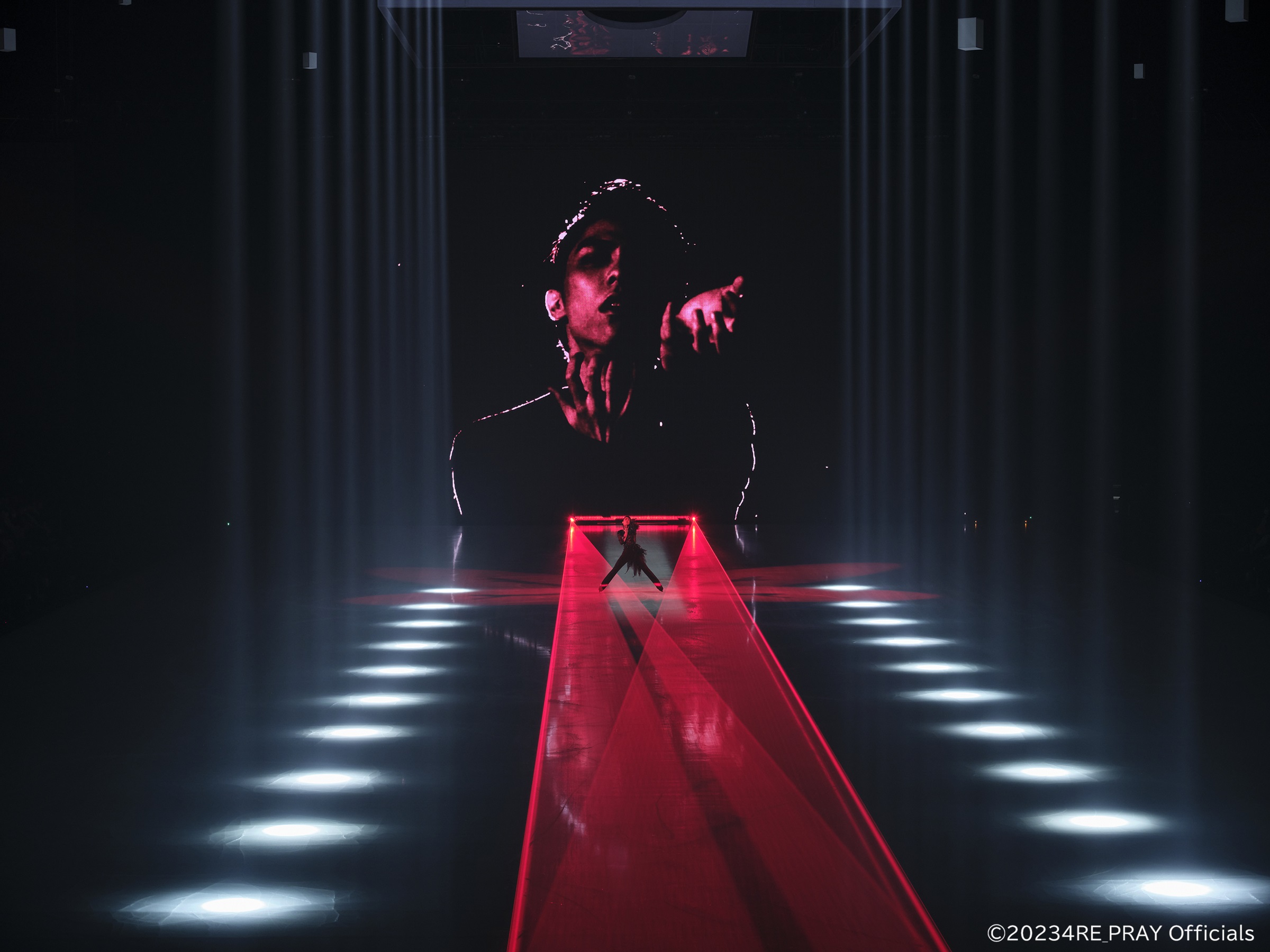 realive羽生結弦シーズンフォトムービー　～プロスケーター編～