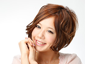 小笠原奈央（アシスタント）