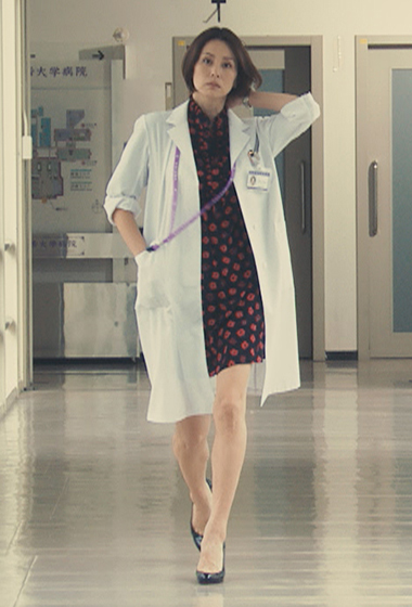 Theory/ダブルフェイスコート/大門未知子着用 未知子のファッションチェック致します！｜木曜ドラマ『ドクター