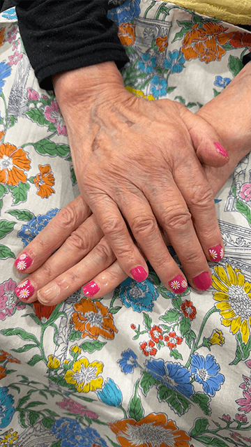 ～11月実施～　高齢者施設への美容レクリエーション