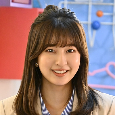 鳥谷葉奈(斉藤里奈)