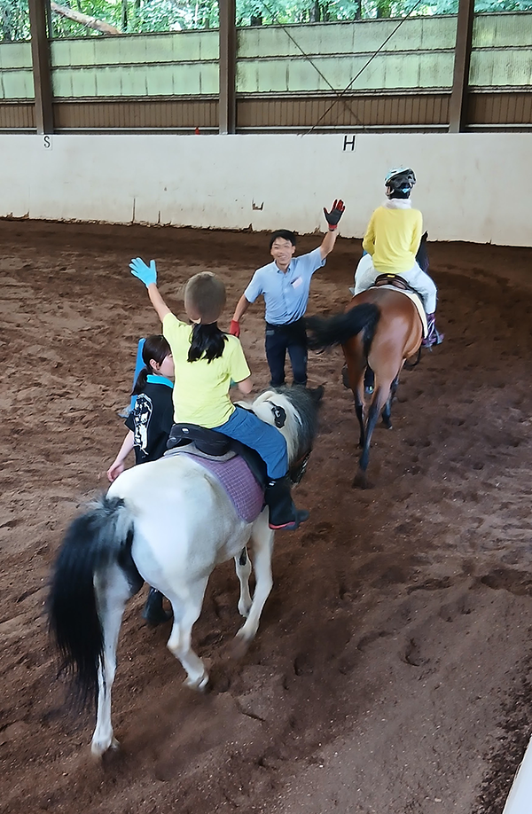 ポニーの動かし方を教わりました