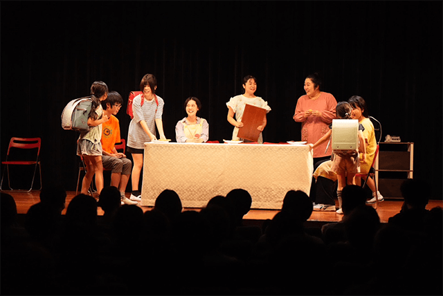 舞台「みんなの家ひまわりの家 2025」