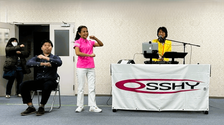 5年ぶりの開催!高齢者施設訪問 DJ OSSHYさんディスコショー