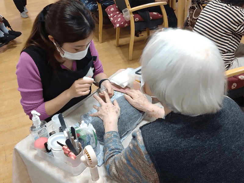 参加者の顔には笑顔