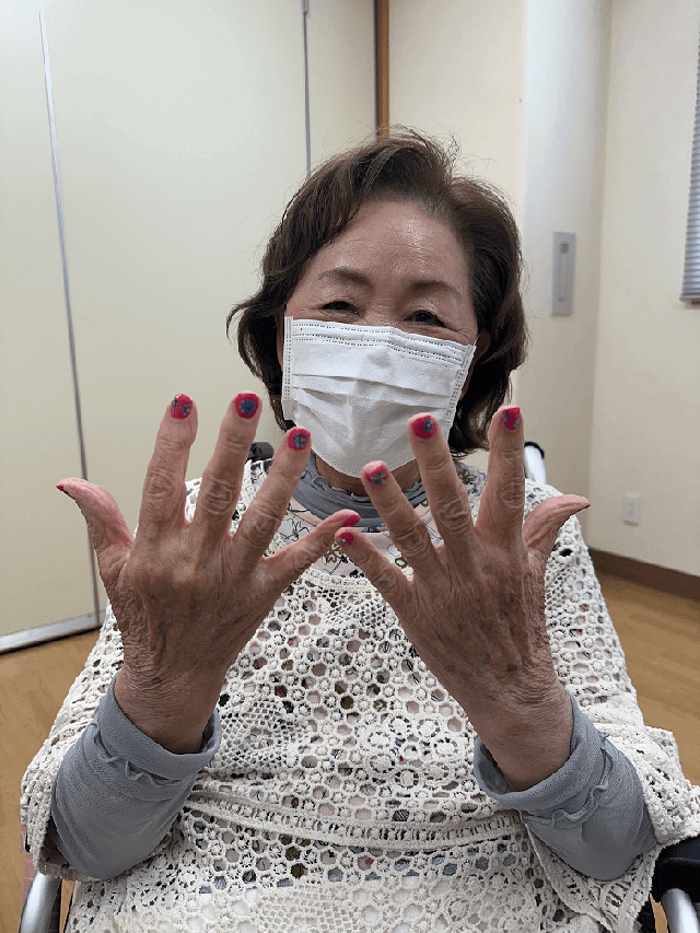 ~9月前半実施~ 高齢者施設への美容レクリエーション