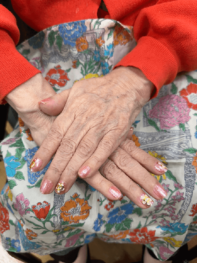 ~9月前半実施~ 高齢者施設への美容レクリエーション