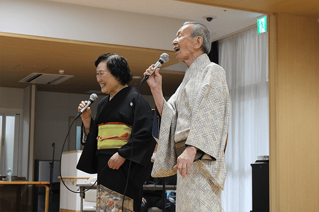 妻：原田真木