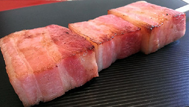 厚切りベーコン串