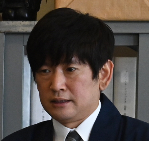 矢島良吉………長谷川朝晴