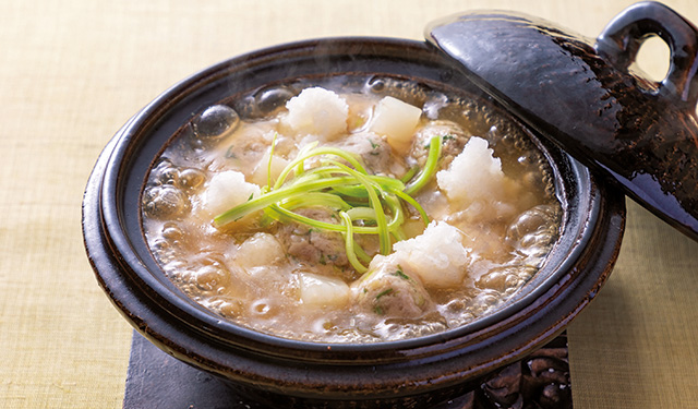 丸大根と鶏団子のみぞれ小鍋