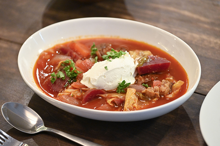 「シノメシ」その11…ボルシチ