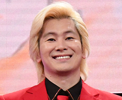 カズレーザー(メイプル超合金)