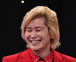 メイプル超合金　カズレーザー