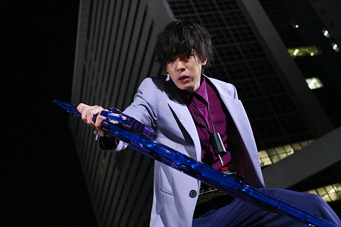 仮面ライダー　セイバー　缶バッジ　神山飛羽真　内藤秀一郎　スーパーヒーロー戦記 仮面ライダー セイバー 缶バッジ 神山飛羽真 内藤秀一郎 スーパー