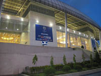 ミディンスタジアム