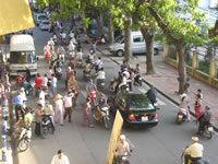 昼間ハノイの街中