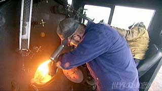 コグ鉄道の運転席