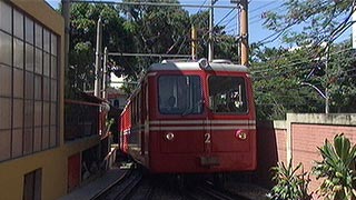 4$B7n(B5$BF|$N<L??(B