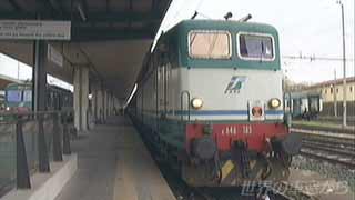 $B%T%5$KCe$/Ns<V(B