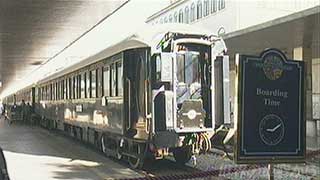 $B=PH/;~$rBT$D%*%j%(%s%H5^9T(B