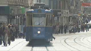 $B%6%0%l%V$NO)LLEE<V(B