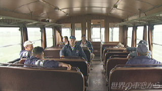 $B<VFb$G%j%i%C%/%9$9$kO)@~9)IW$?$A(B