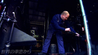 $B5!4X<V$N3x$K@PC:$rF~$l$k1?E><j(B