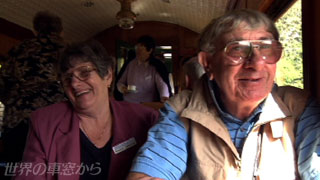 $B%-%s%0%9%H%s!&%U%i%$%d!<$G3Z$7$$;~4V$r2a$4$9IWIX(B