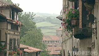 $B%5%s%F%#%j%c!<%J!&%G%k!&%^%k$N2HJB$_(B