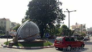 $B%Z%C%H%\%H%k$G:n$i$l$?%*%V%8%'(B