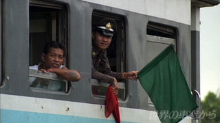 $BH/<V$N;~$K9g?^$r$9$k<V>8(B