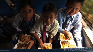 $B<VFb$G1sB-$N$*Ck$4$O$s$r?)$Y$k$3$I$b(B3$B?M(B