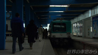 $B%A%e%K%9$N1X$G=PH/$rBT$D(BTGM