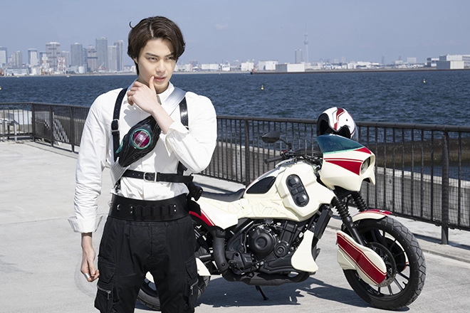 激かわライダース SHINICHIRO ARAKAWA | モトーリモーダ公式オンラインショップ